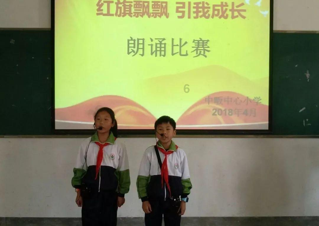 救援爱图画的男孩